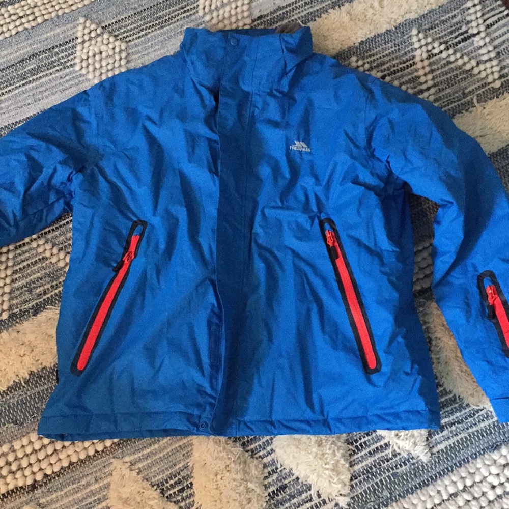 Snowboard coat